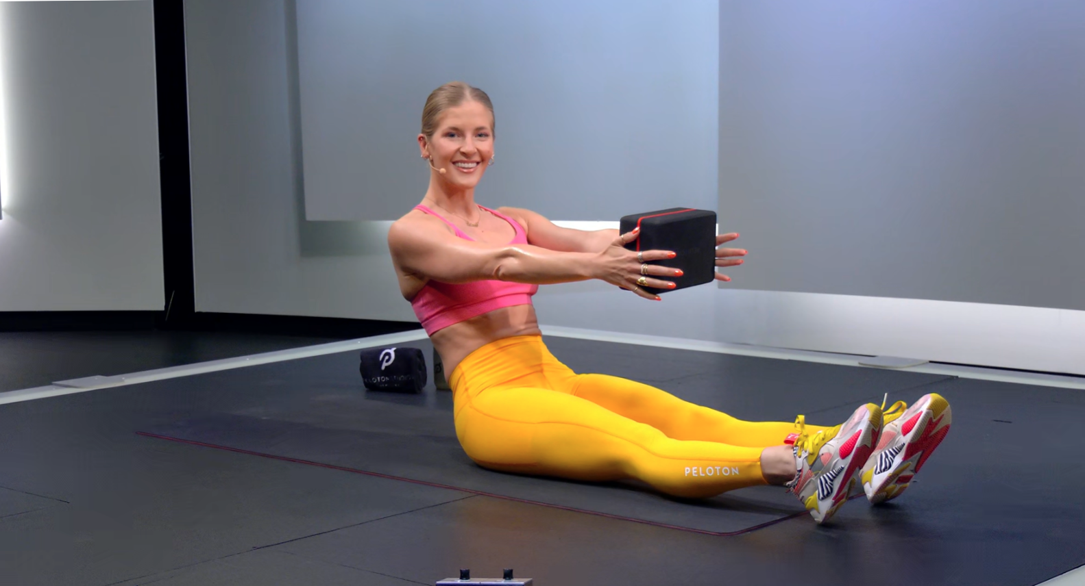 The benefits of Dead Bug exercises